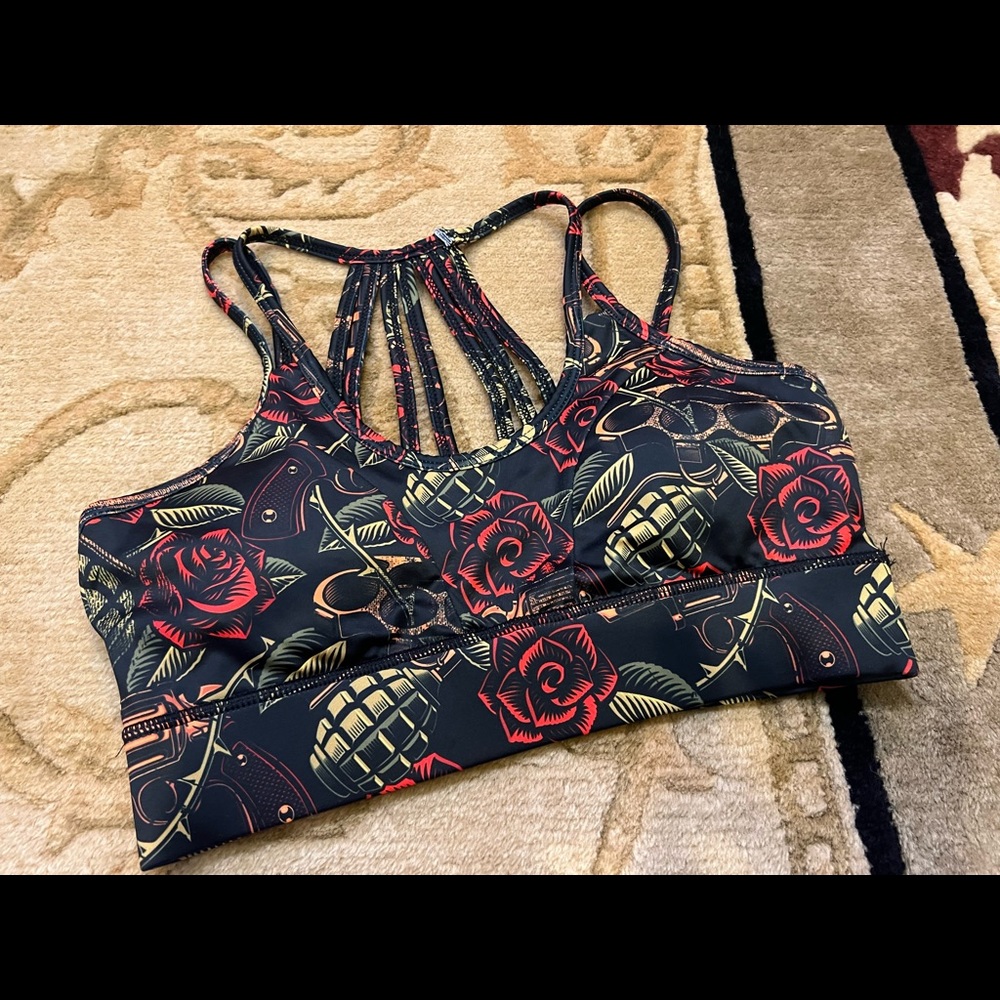 Womens small Sports Bra never worn!